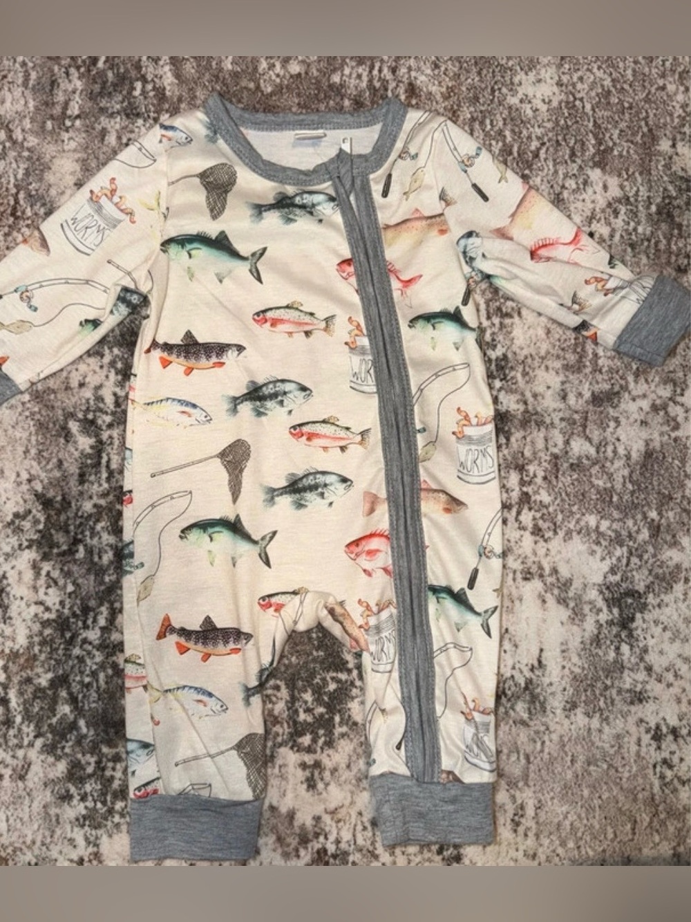 One piece zip romper w/fish 3-6 m